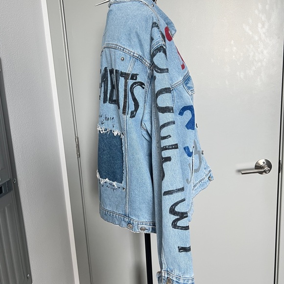Vetements Graffiti Rivets Punk Ripped Jeans Denim Jacket - Picture 8 of 16